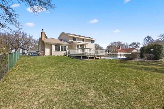 1756 132nd Avenue NE, Blaine, MN 55449