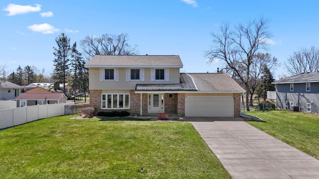 1756 132nd Avenue NE, Blaine, MN 55449