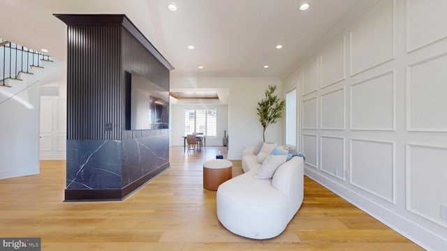 31 SEASIDE CT, Margate City, NJ 08402