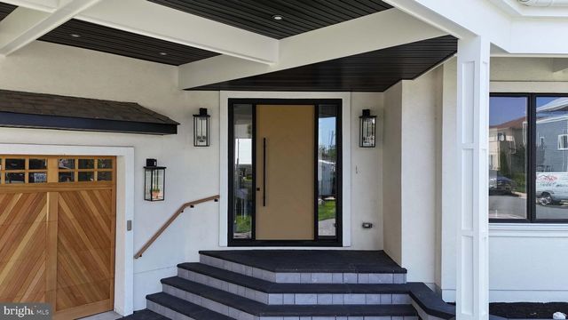 31 SEASIDE CT, Margate City, NJ 08402