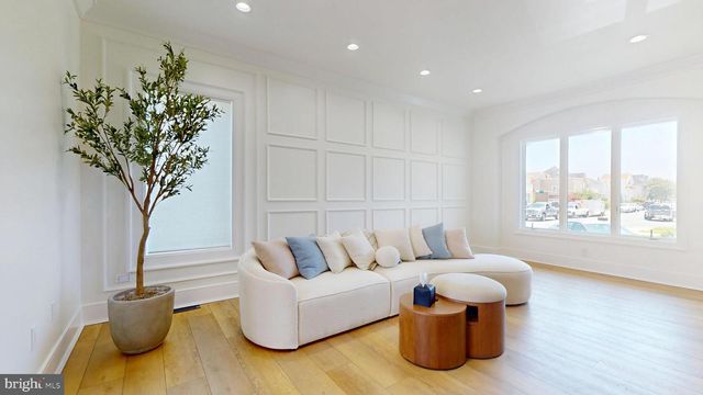 31 SEASIDE CT, Margate City, NJ 08402