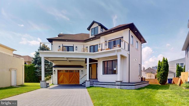 31 SEASIDE CT, Margate City, NJ 08402