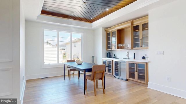 31 SEASIDE CT, Margate City, NJ 08402