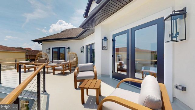 31 SEASIDE CT, Margate City, NJ 08402