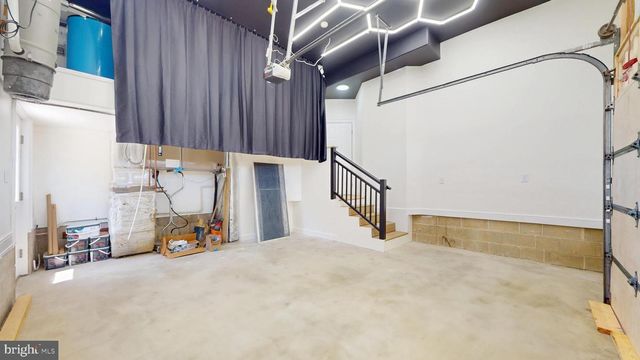 31 SEASIDE CT, Margate City, NJ 08402