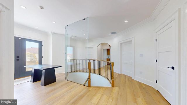 31 SEASIDE CT, Margate City, NJ 08402