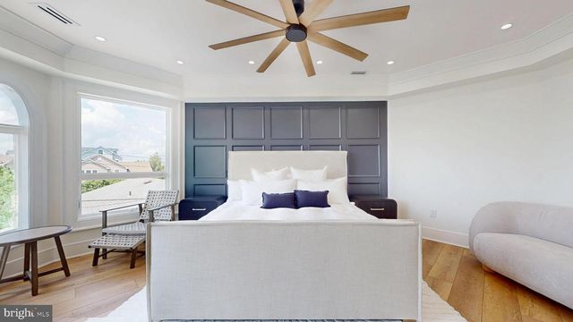 31 SEASIDE CT, Margate City, NJ 08402