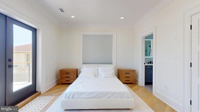 31 SEASIDE CT, Margate City, NJ 08402