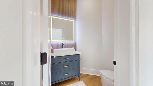 31 SEASIDE CT, Margate City, NJ 08402