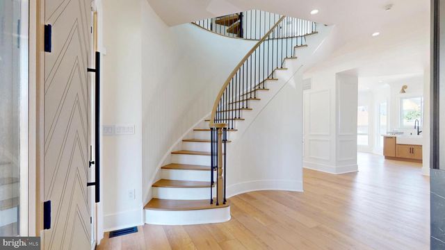 31 SEASIDE CT, Margate City, NJ 08402