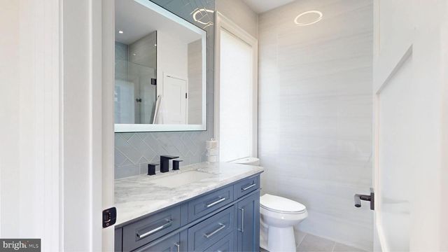 31 SEASIDE CT, Margate City, NJ 08402