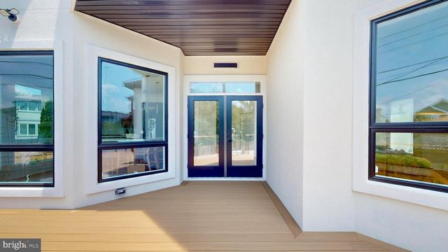 31 SEASIDE CT, Margate City, NJ 08402