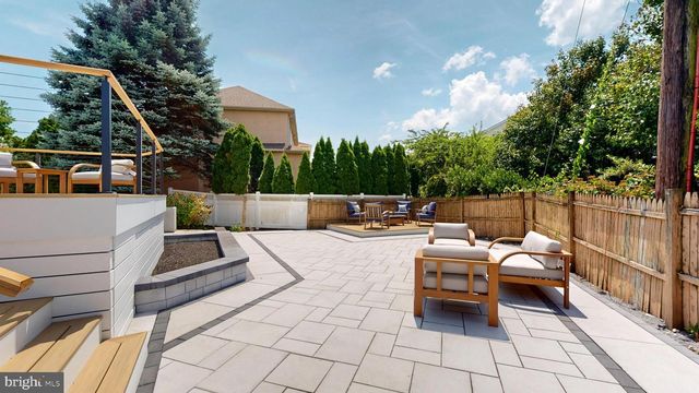 31 SEASIDE CT, Margate City, NJ 08402