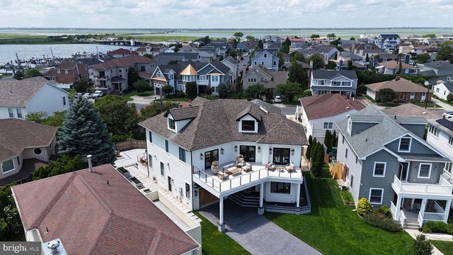 31 SEASIDE CT, Margate City, NJ 08402