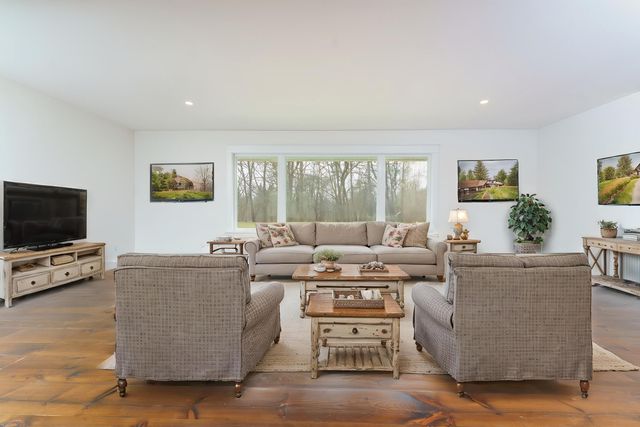 1191 Pierce Road, Sylvan Twp, MI 48118