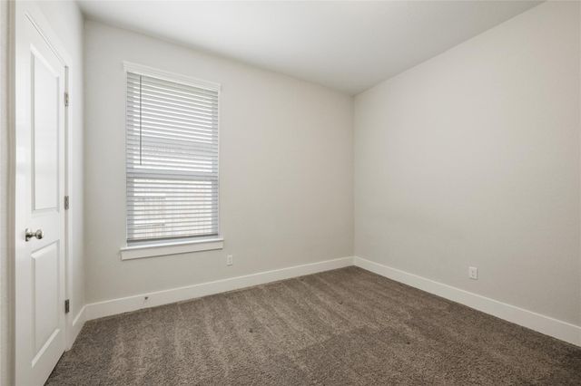 238 Wild Pecan LOOP, Buda, TX 78610