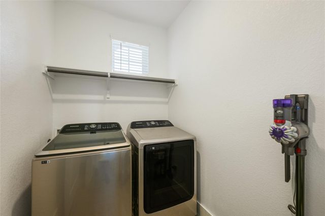 238 Wild Pecan LOOP, Buda, TX 78610