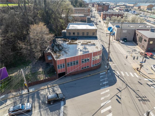 1320-1326 5th Ave, Mckeesport, PA 15132