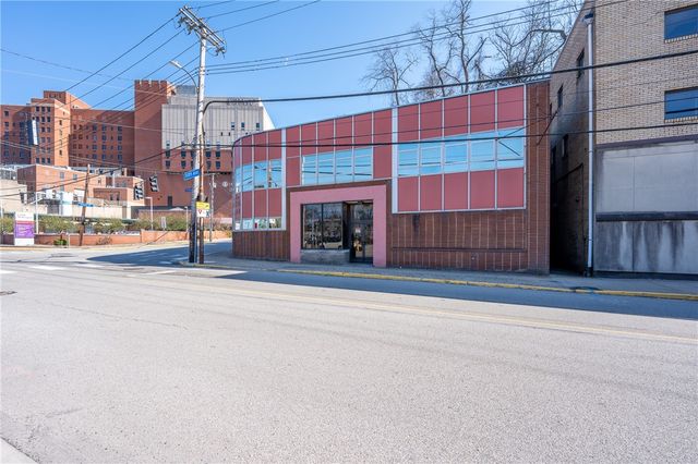 1320-1326 5th Ave, Mckeesport, PA 15132