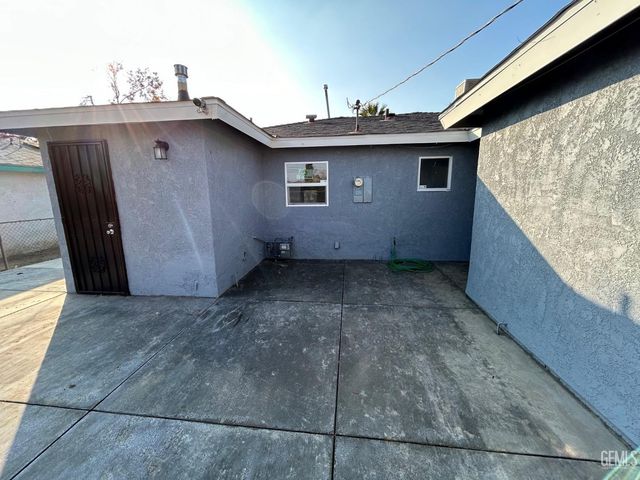 347 Northrup Street, Bakersfield, CA 93307