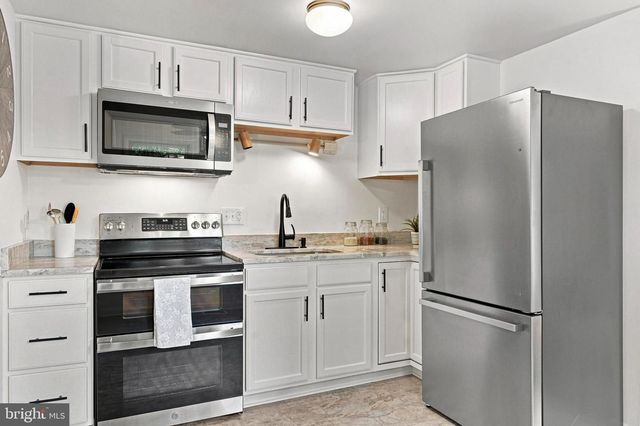 11407 RAWHIDE RD, Lusby, MD 20657