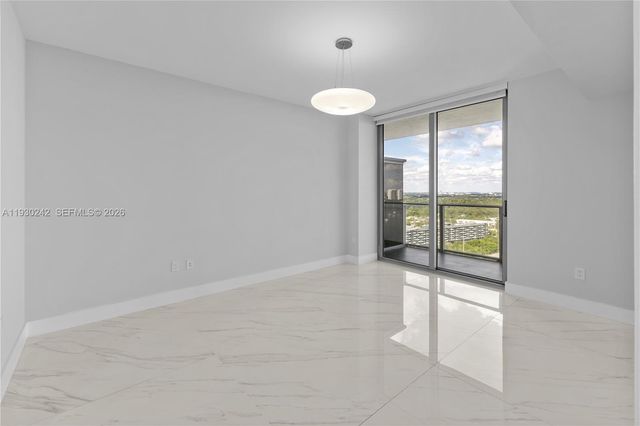 16385 Biscayne Blvd 2907, North Miami Beach, FL 33160