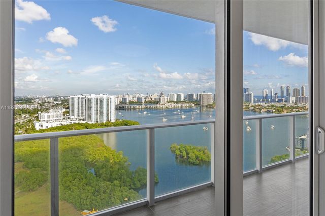 16385 Biscayne Blvd 2907, North Miami Beach, FL 33160