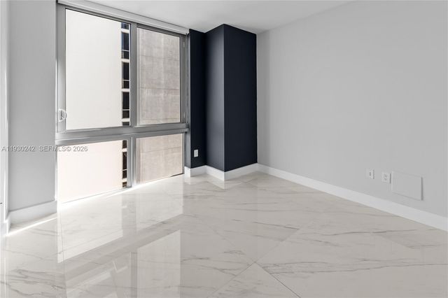 16385 Biscayne Blvd 2907, North Miami Beach, FL 33160