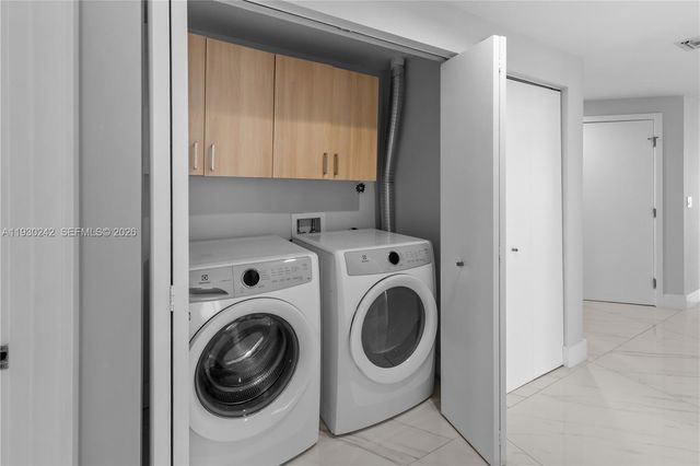 16385 Biscayne Blvd 2907, North Miami Beach, FL 33160