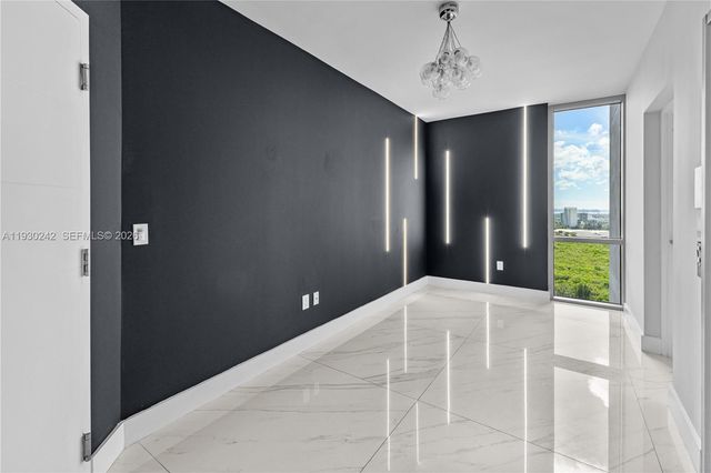 16385 Biscayne Blvd 2907, North Miami Beach, FL 33160