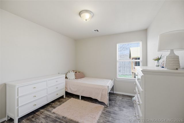 14708 S Hickory Circle, Glenpool, OK 74033