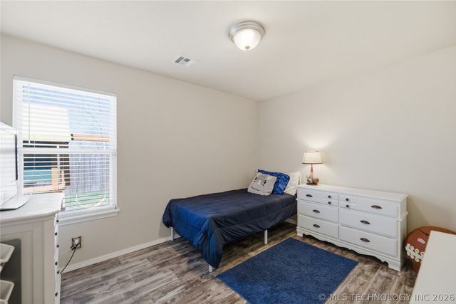 14708 S Hickory Circle, Glenpool, OK 74033