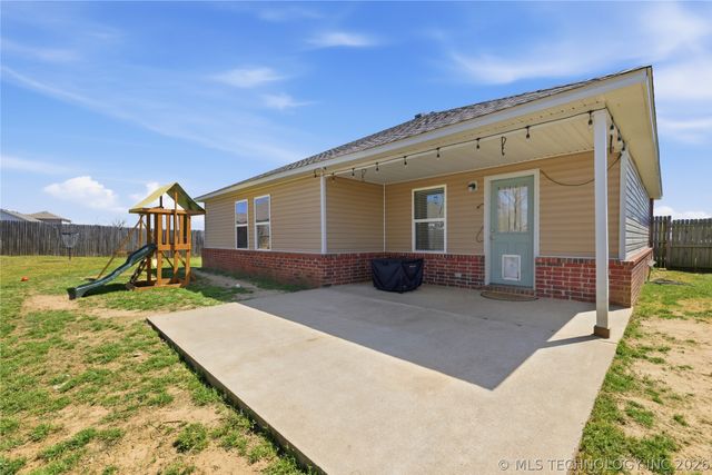 14708 S Hickory Circle, Glenpool, OK 74033