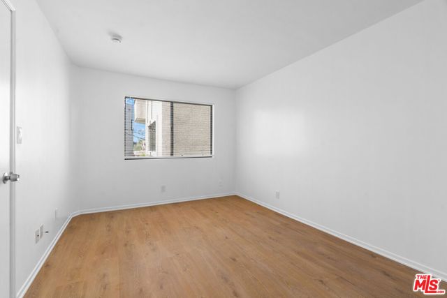 3939 Moore Street 105, Los Angeles, CA 90066