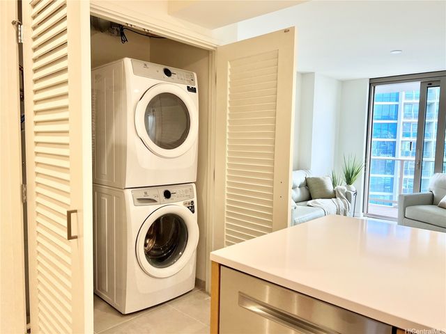 1388 Kapiolani Boulevard 1502, Honolulu, HI 96814