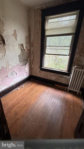 4616 FOOTE ST NE, Washington, DC 20019