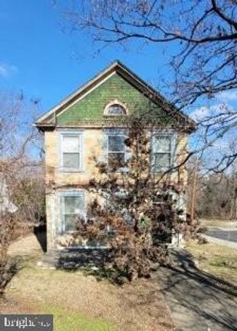 4616 FOOTE ST NE, Washington, DC 20019