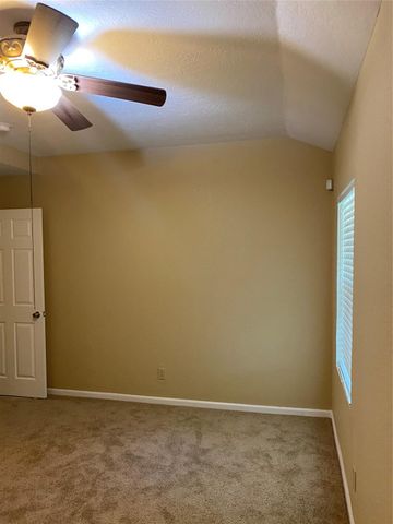 2734 Almeda Plaza Drive, Houston, TX 77045