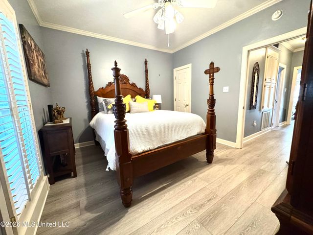 101 Ingle Nook, Clinton, MS 39056