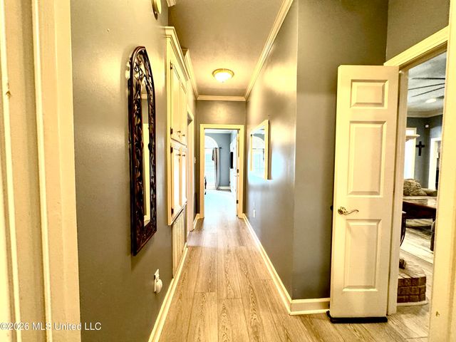 101 Ingle Nook, Clinton, MS 39056