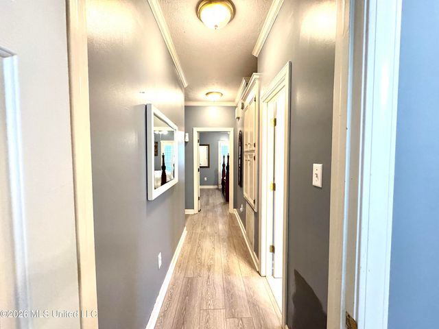 101 Ingle Nook, Clinton, MS 39056