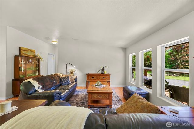 5554 Potter Road, Deming, WA 98244