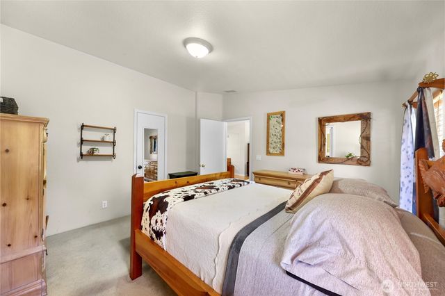 5554 Potter Road, Deming, WA 98244