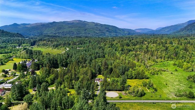 5554 Potter Road, Deming, WA 98244