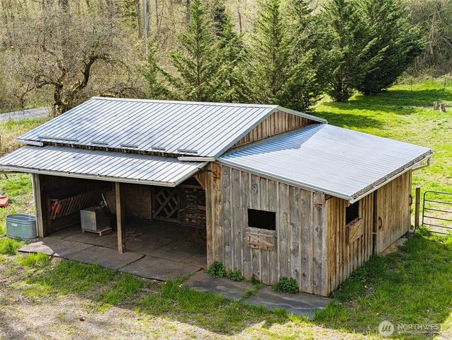 5554 Potter Road, Deming, WA 98244