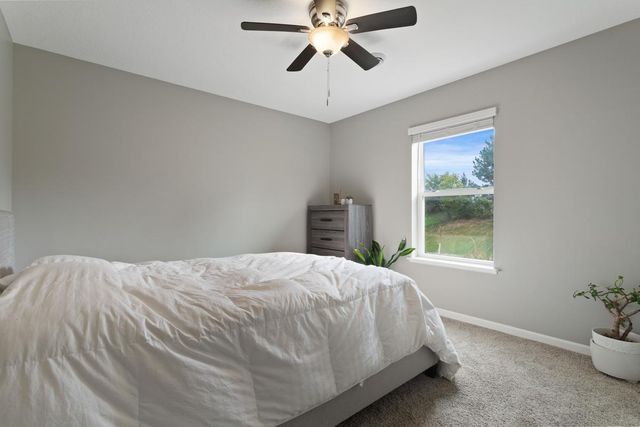 4040 Zircon Lane N, Plymouth, MN 55446