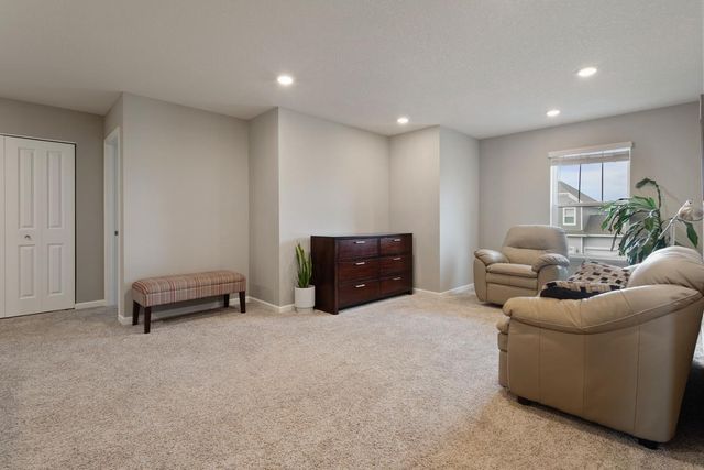 4040 Zircon Lane N, Plymouth, MN 55446