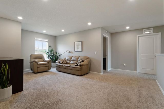 4040 Zircon Lane N, Plymouth, MN 55446