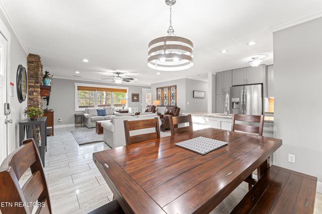 3461 Lost Branch Rd, Sevierville, TN 37862