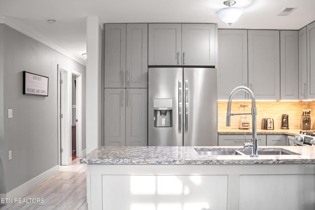 3461 Lost Branch Rd, Sevierville, TN 37862